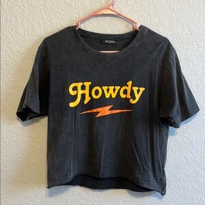 Black 'Howdy' Graphic Tee